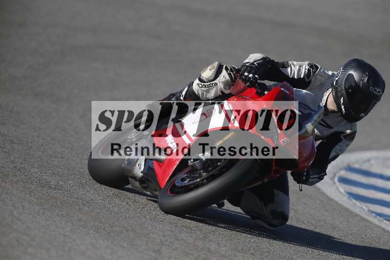 /Archiv-2024/01 26.-28.01.2024 Moto Center Thun Jerez/Gruppe gruen-green/258